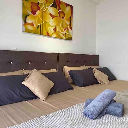 2 Bedroom Apartment Next To Historical Spots Malacca Ngoại thất bức ảnh