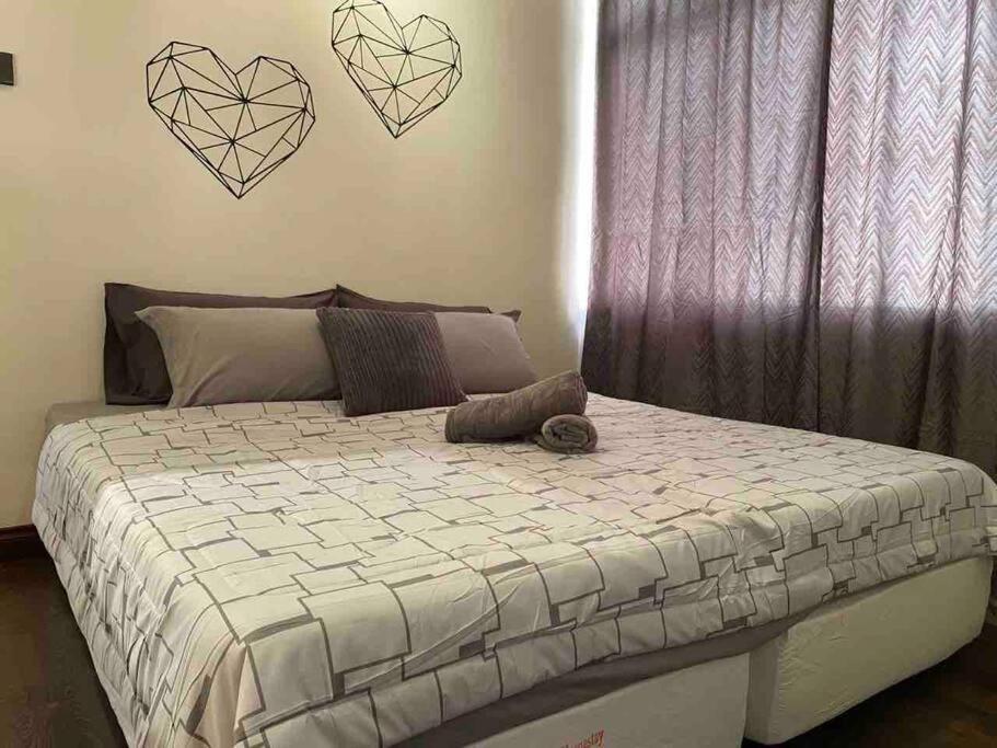 2 Bedroom Apartment Next To Historical Spots Malacca Ngoại thất bức ảnh