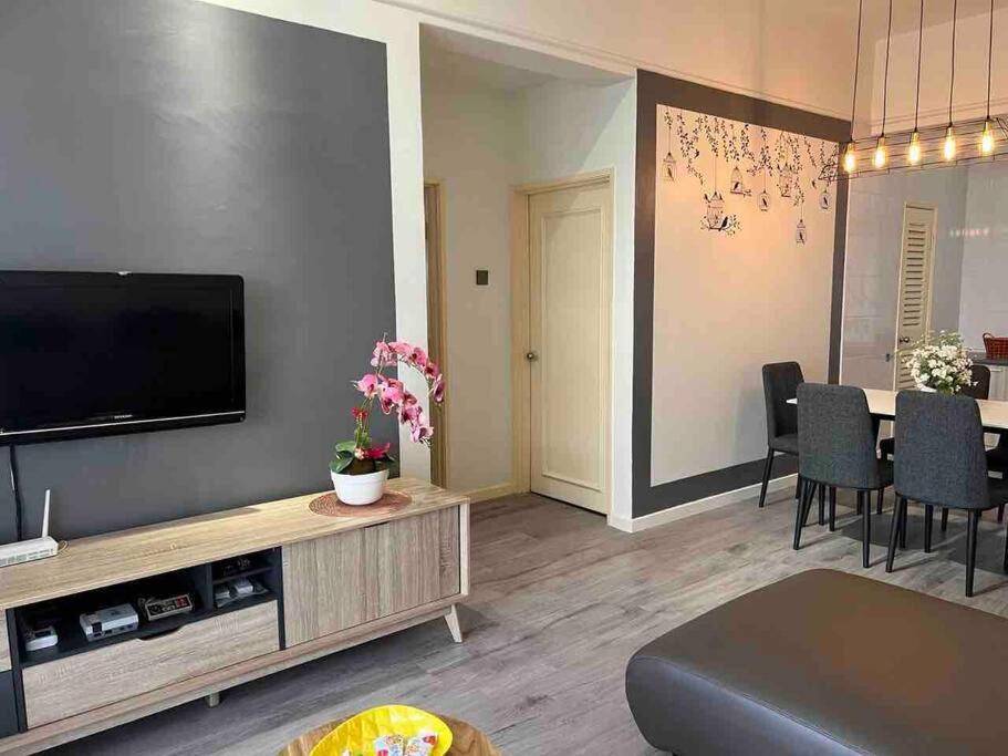 2 Bedroom Apartment Next To Historical Spots Malacca Ngoại thất bức ảnh